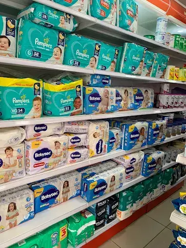 Fraldas e produtos infantis disponíveis na Rede Inova Drogarias